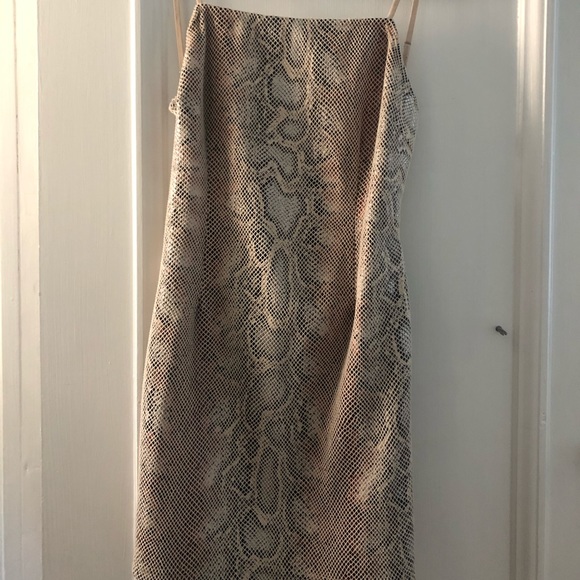 Snakeskin Mini Dress TAGS ON - Picture 3 of 4